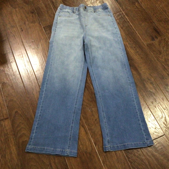 CG hombre colored jeans. Size medium. Elastic waist band. - Picture 1 of 8